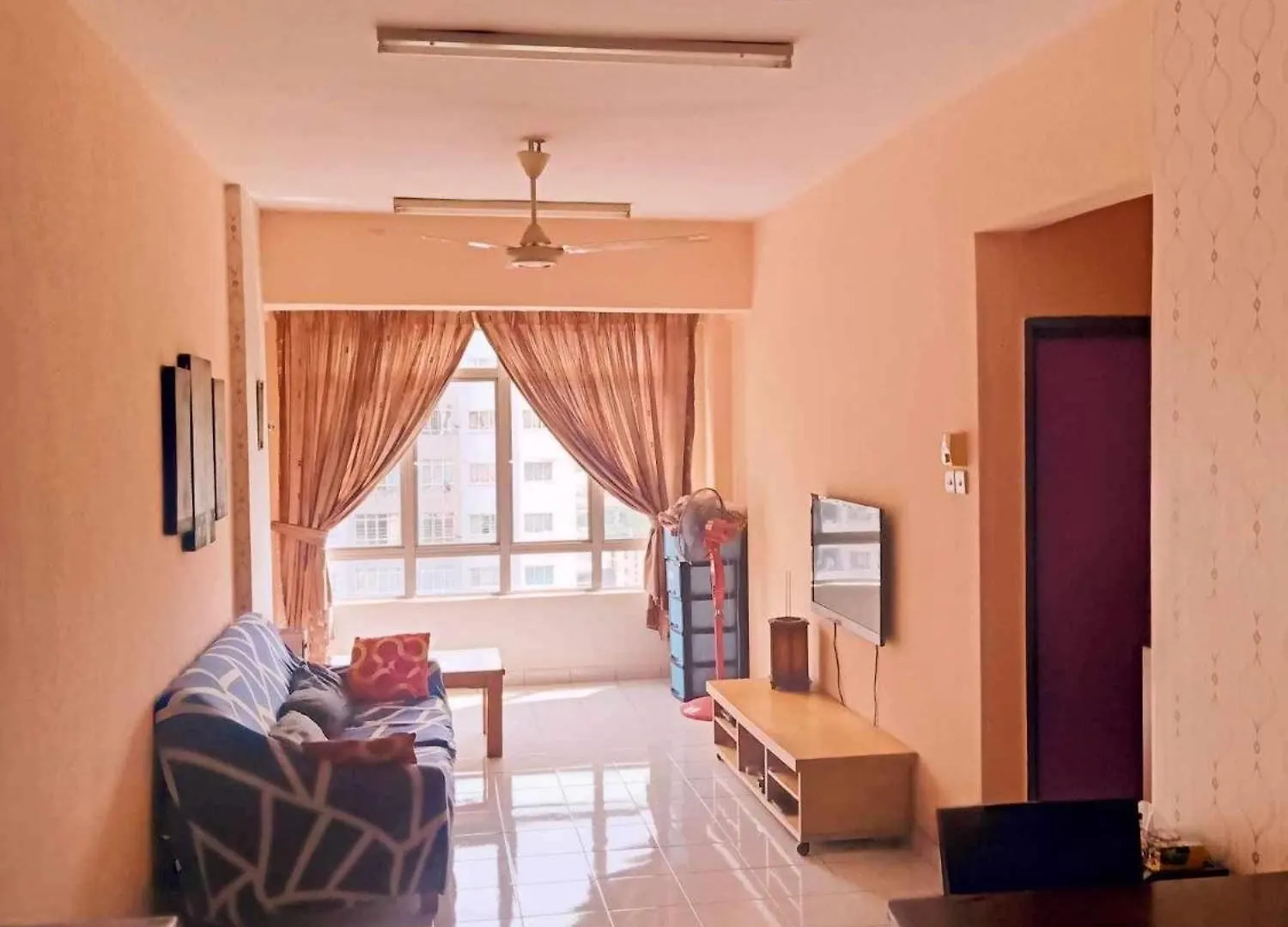 Budget Single Bedroom At Suria Kipark Damansara With Foldable Mattress For 2 Pax Kuala Lumpur 0*,  Ma­lay­sia