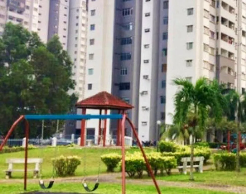 Budget Single Bedroom At Suria Kipark Damansara With Foldable Mattress For 2 Pax Kuala Lumpur